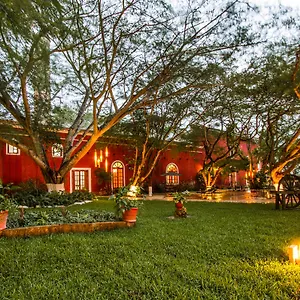 https://hacienda-santa-cruz.hotelsmerida.org