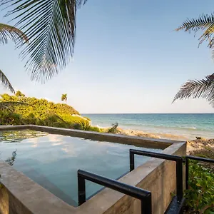 https://tropicalito.tulum-hotels.net