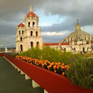 https://colonial.hotelspuebla.com